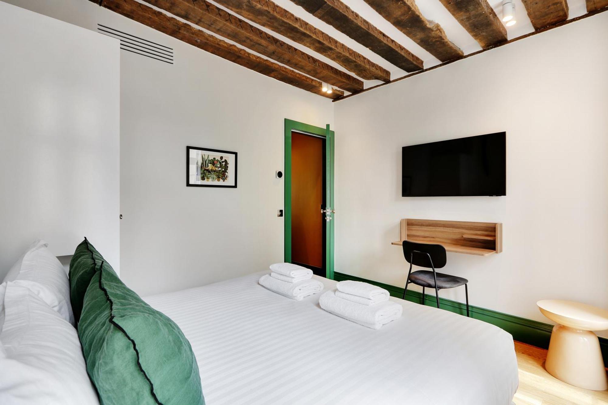 Paris Home Collection Serviced Apartments In Notre Dame - Rue Savoie Exterior foto
