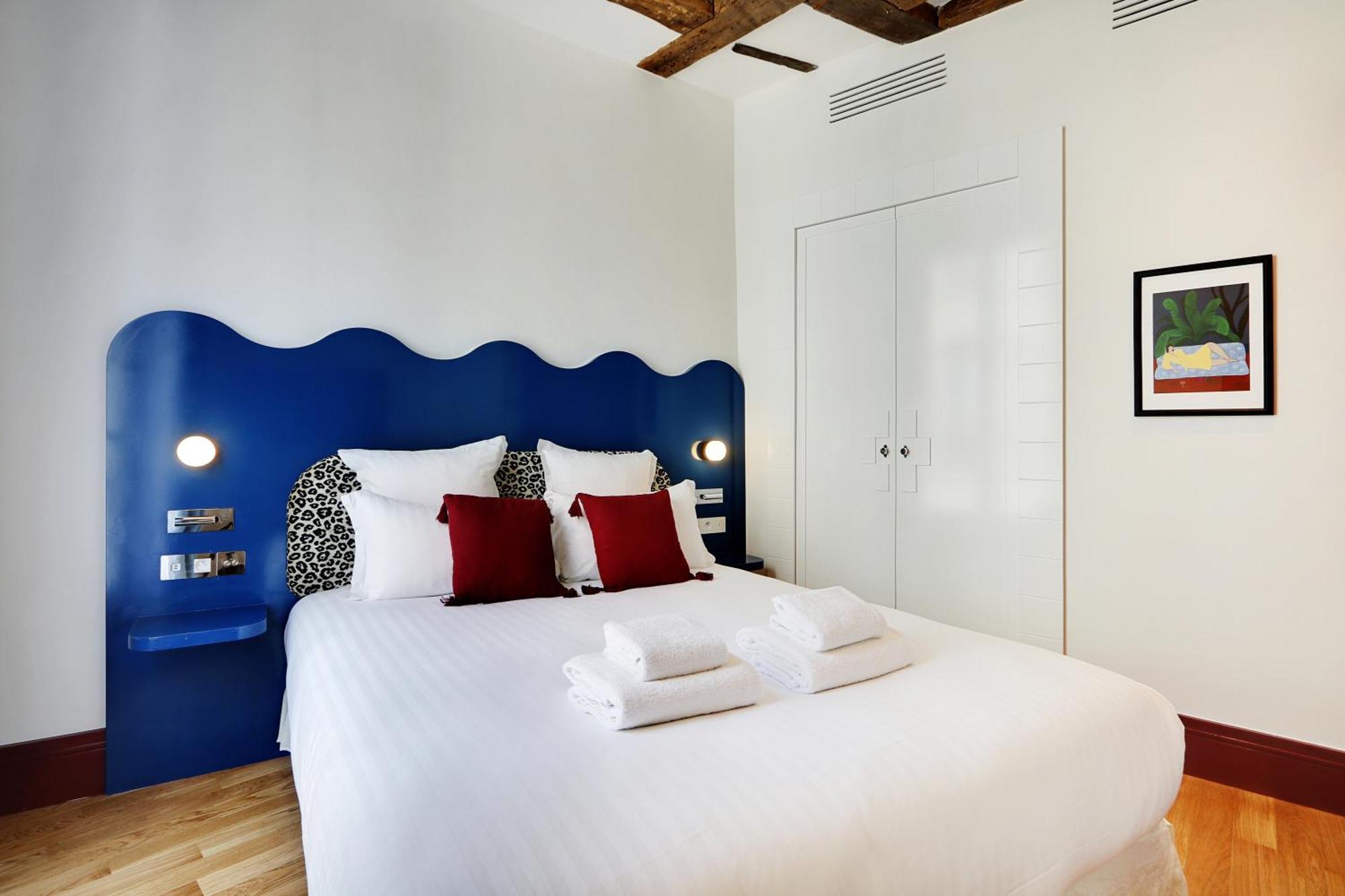 Paris Home Collection Serviced Apartments In Notre Dame - Rue Savoie Exterior foto
