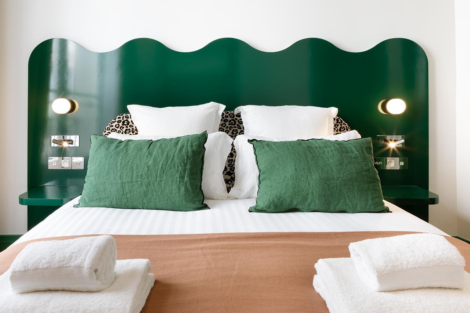 Paris Home Collection Serviced Apartments In Notre Dame - Rue Savoie Exterior foto